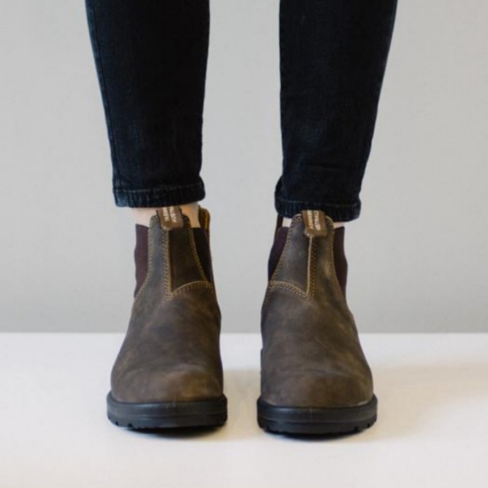New Blundstone 585 Rustic Brown Chelsea Boots - Picture 2 of 7